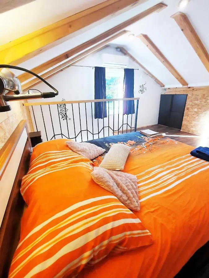 Apartmani Senka Ika