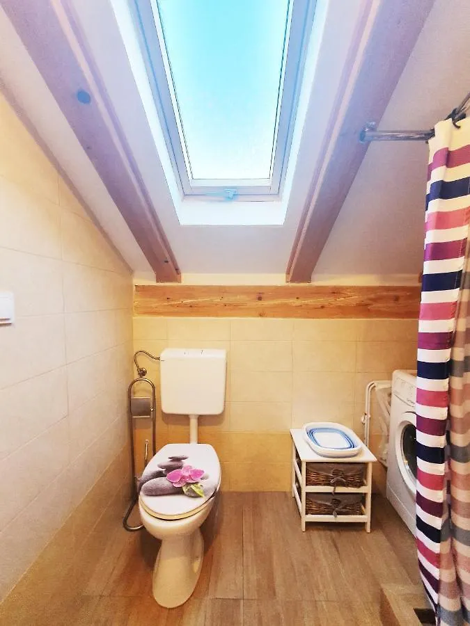 Apartmani Senka Ika