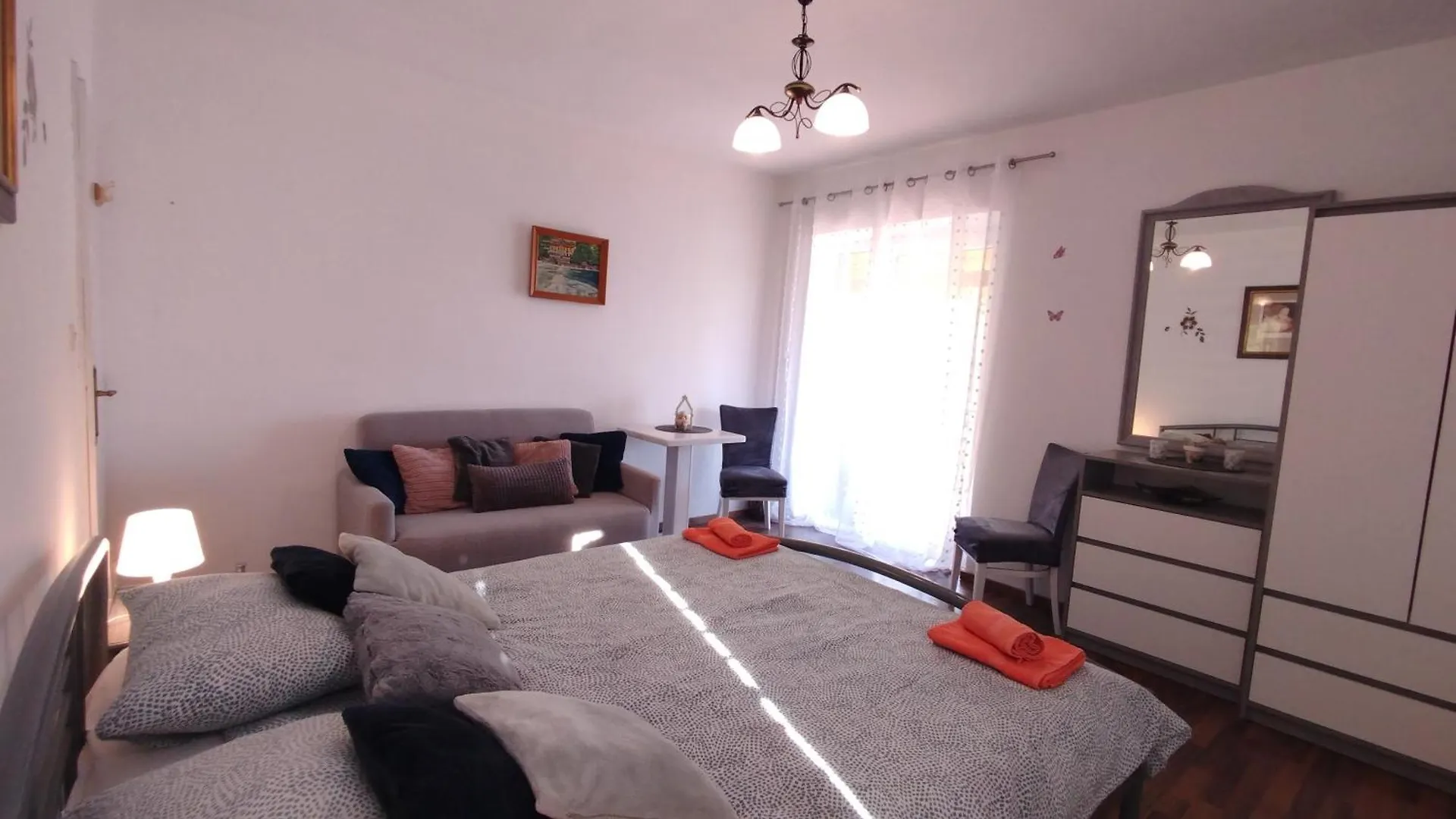 Apartmani Senka イカ アパート